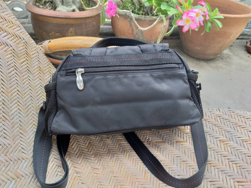 กระเป๋าสะพาย le coq sportif สวยมาก