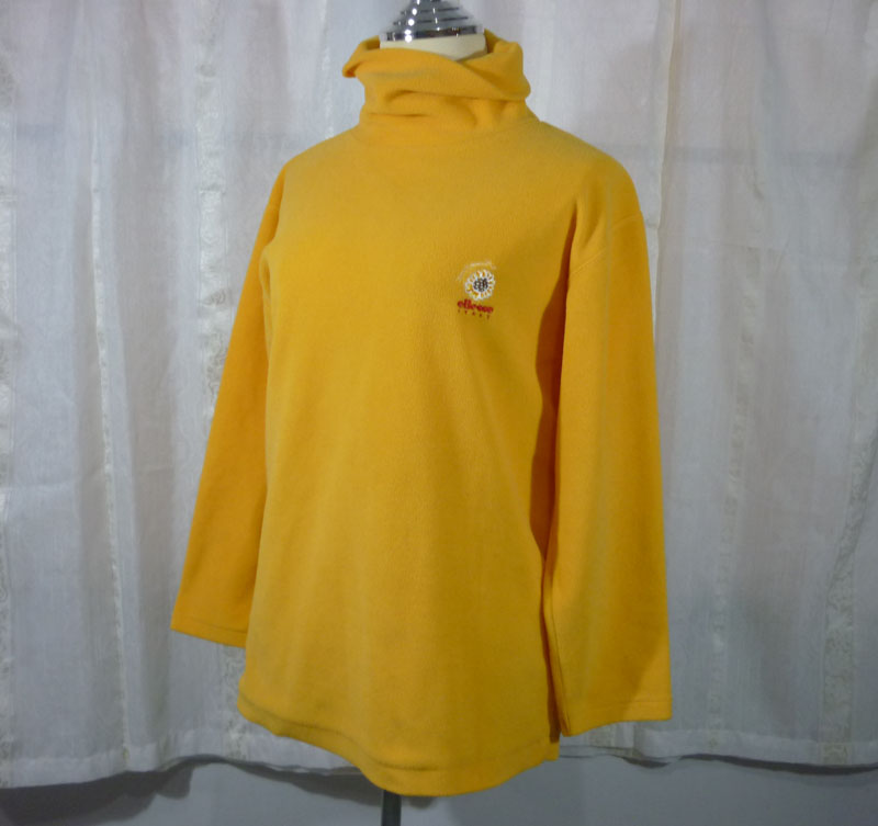 เสื้อแขนยาวผ้าฟลีซ ellesse SzM อุ่นมาก