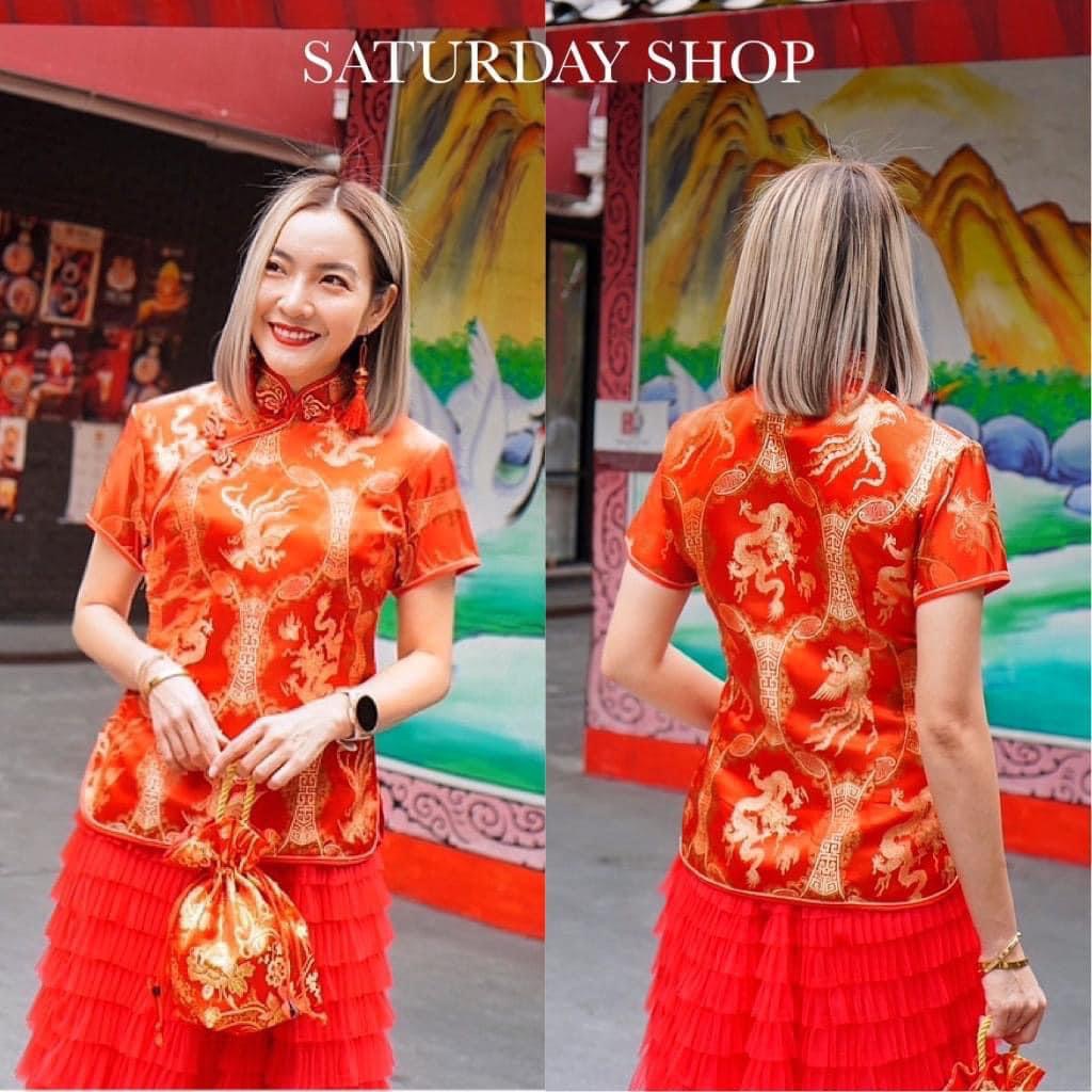 เสื้อ กี่เพ้า ทรงสวยมากๆ ใส่แล้วดูหุ่นดี มีเอว มีอกค่าผ้าไหมเนื้อใส่สบาย ลายผ้าดิ้นทอง ใส่สบาย สินค้าคุณภาพ (พร้อมส่ง)