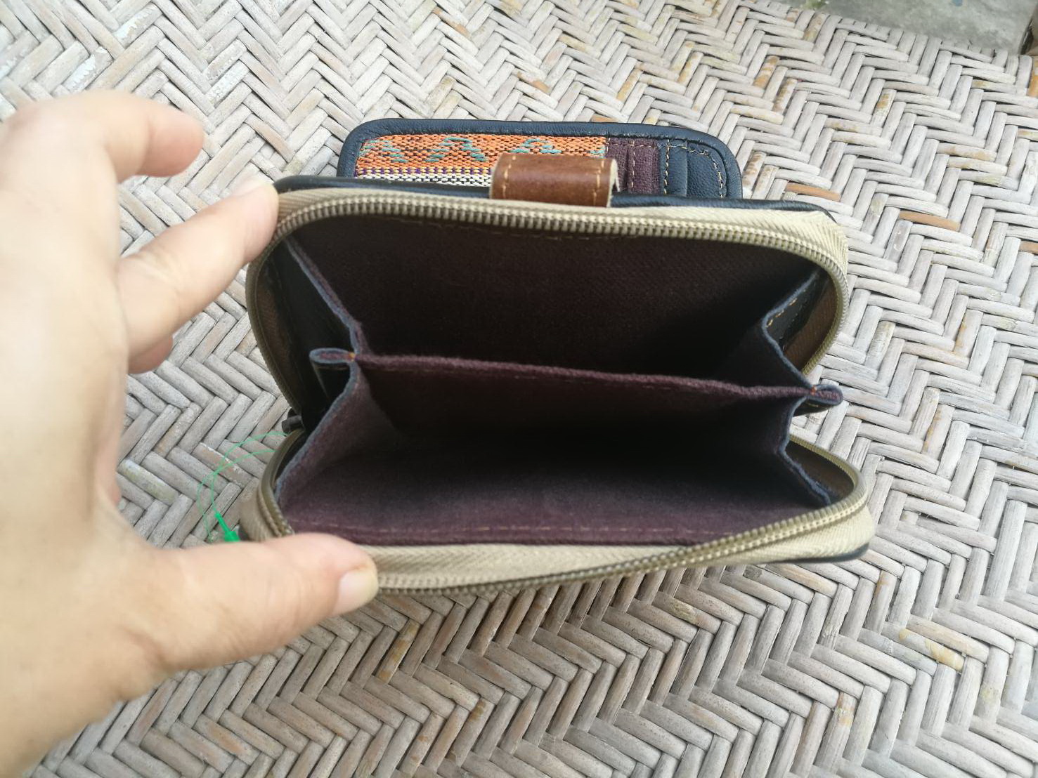 กระเป๋าสตางค์ SALAMA Handmade จากเนปาล สวยมาก (ของใหม่)