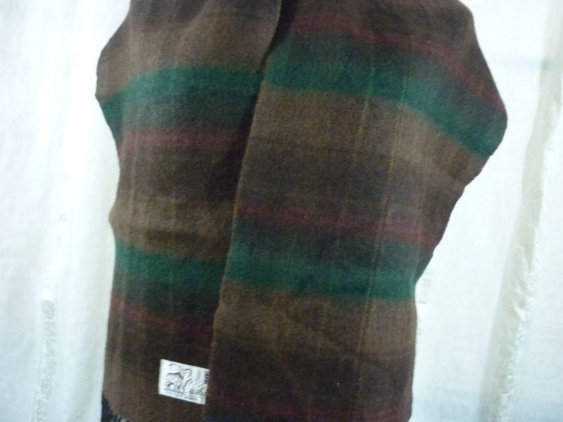 ผ้าพันคอ 100% wool -10 เอาอยู่ สวยมาก /ของใหม่/