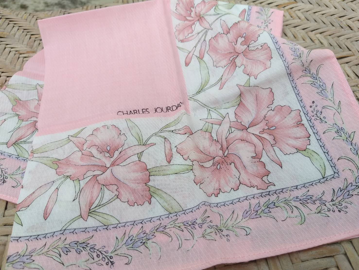 ผ้าเช็ดหน้า Charles Jourdan สวยหวาน ผ้าดีมาก