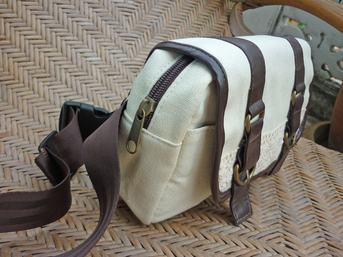 กระเป๋าคาดเอว แต่งลูกไม้หวานๆ /ของใหม่/