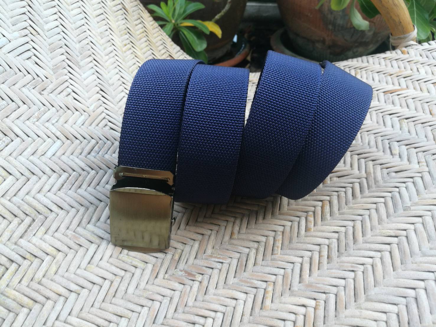 เข็มขัดแนวทหาร สีทอ. เท่ๆ (ของใหม่)