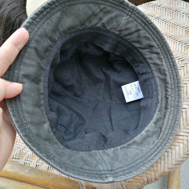 หมวกปีกกว้างทรงเก๋ ผ้าฟอกแนวเซอร์ น่ารักค่ะใบนี้