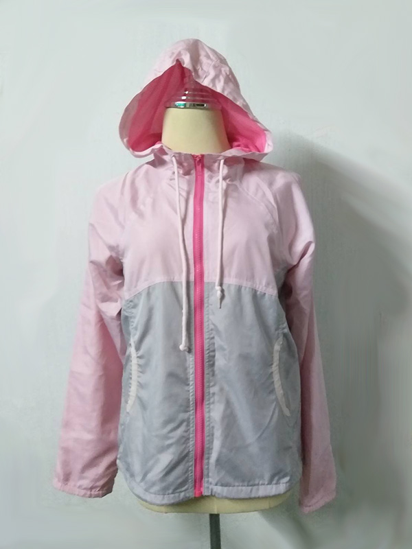เสื้อแจ็คเก็ตผ้าร่มกันหนาว เนื้อเบา แต่อุ่นมาก