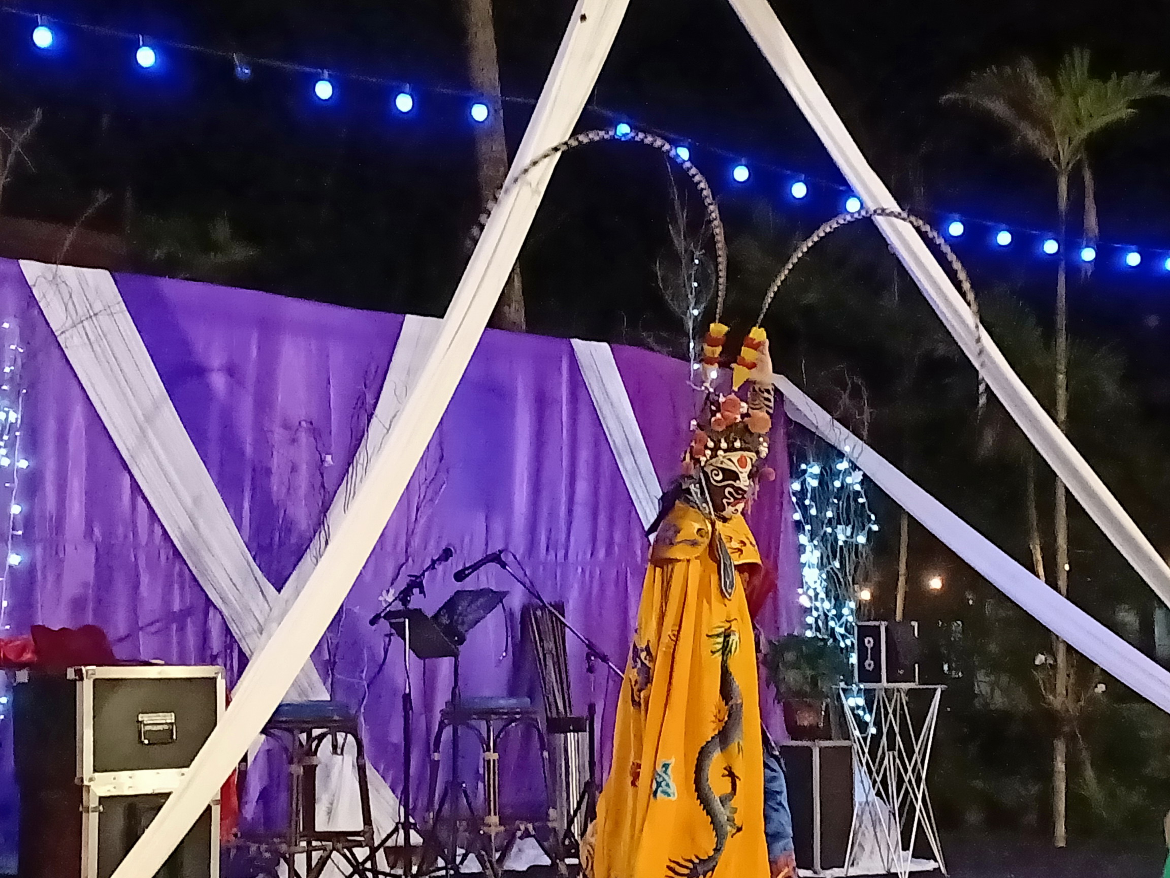 มายากล นักมายากล การแสดง โชว์ Magic Show Event "งานเลี้ยงปีใหม่ 31/12/2561
