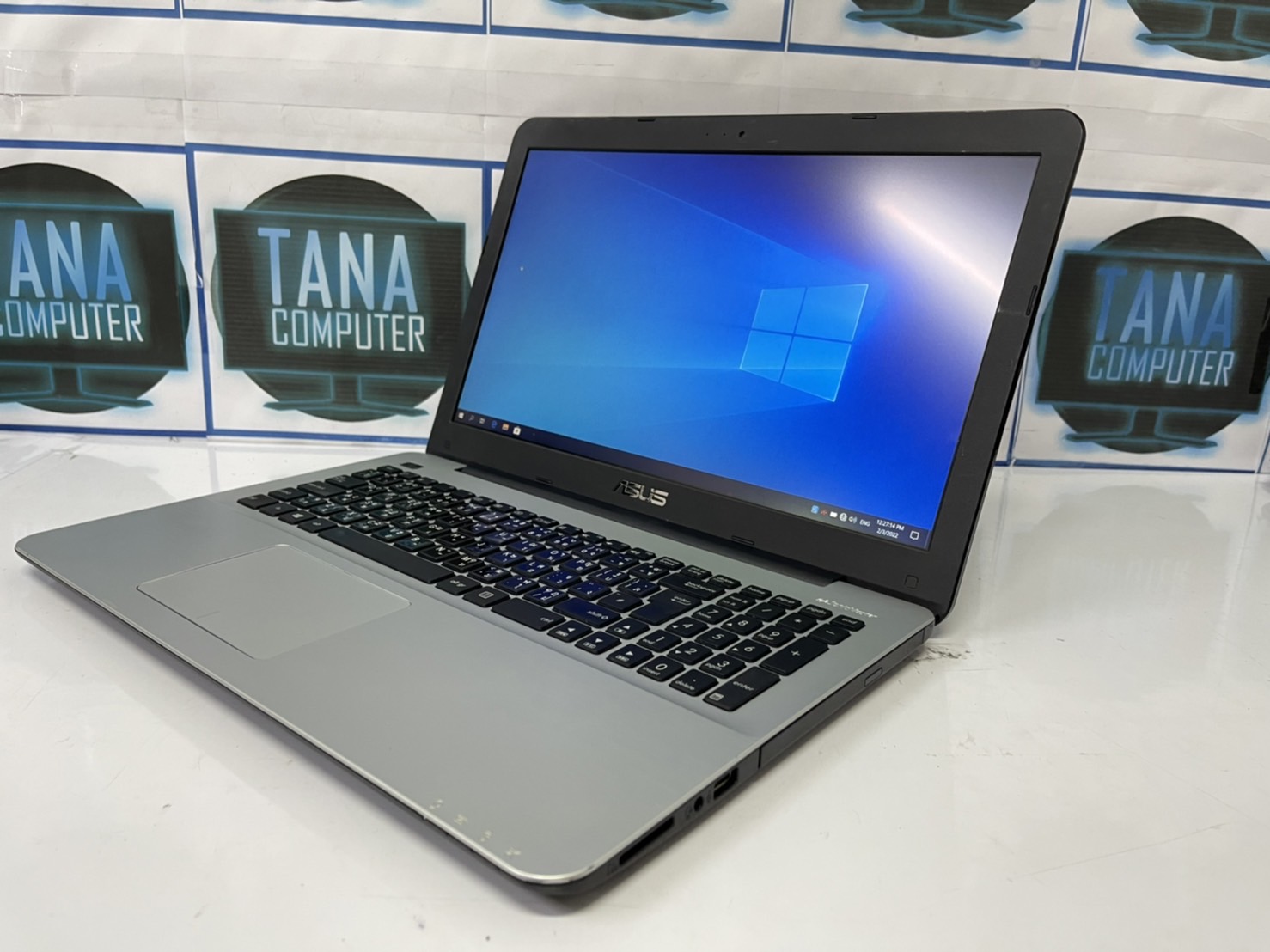 (7,900)Notebook Asus I3-4030U Ram4GB HDD500GB VGA2GB