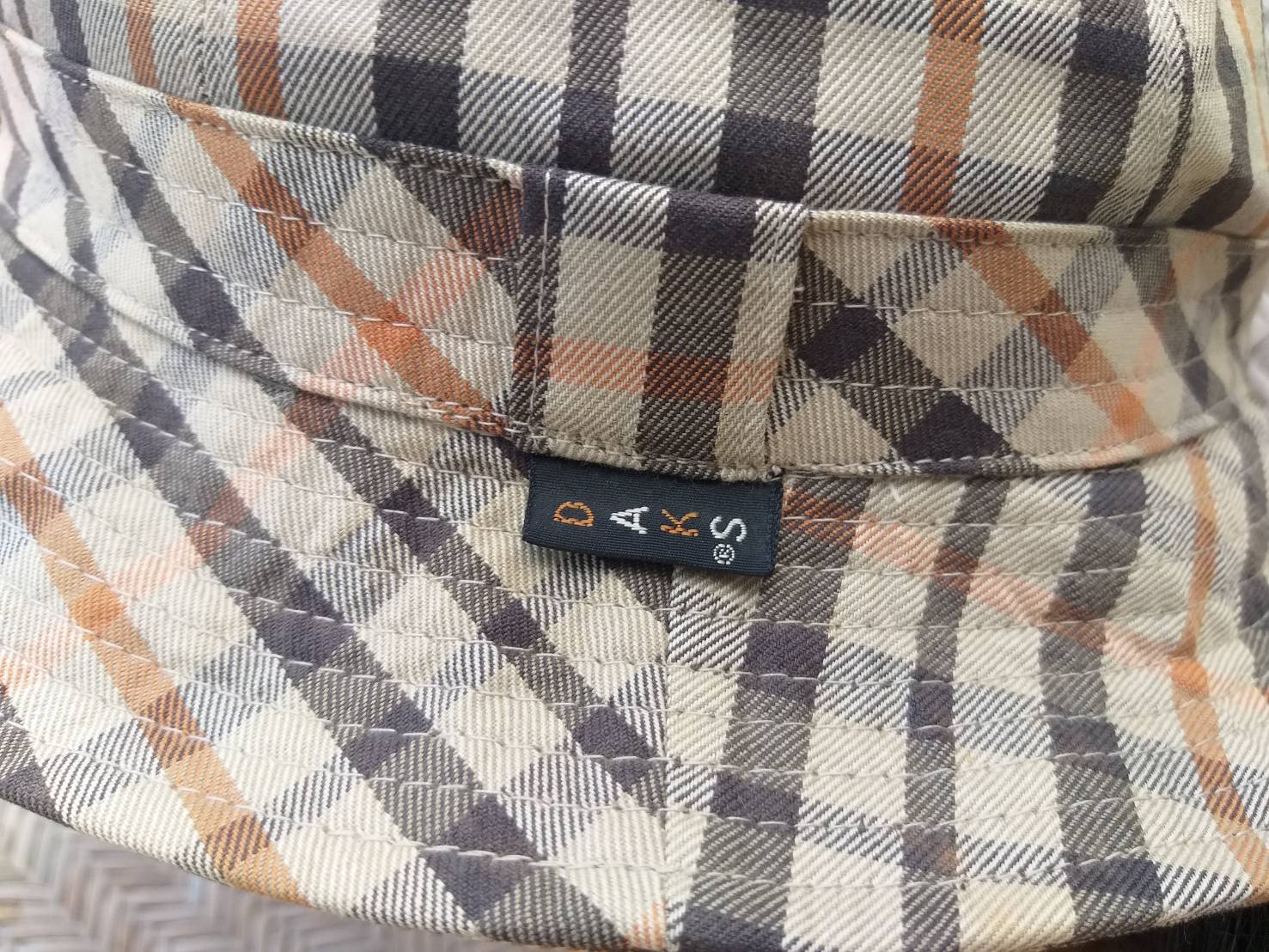 หมวกบักเก็ต หมวกปีกกว้าง DAKS น่ารักมาก