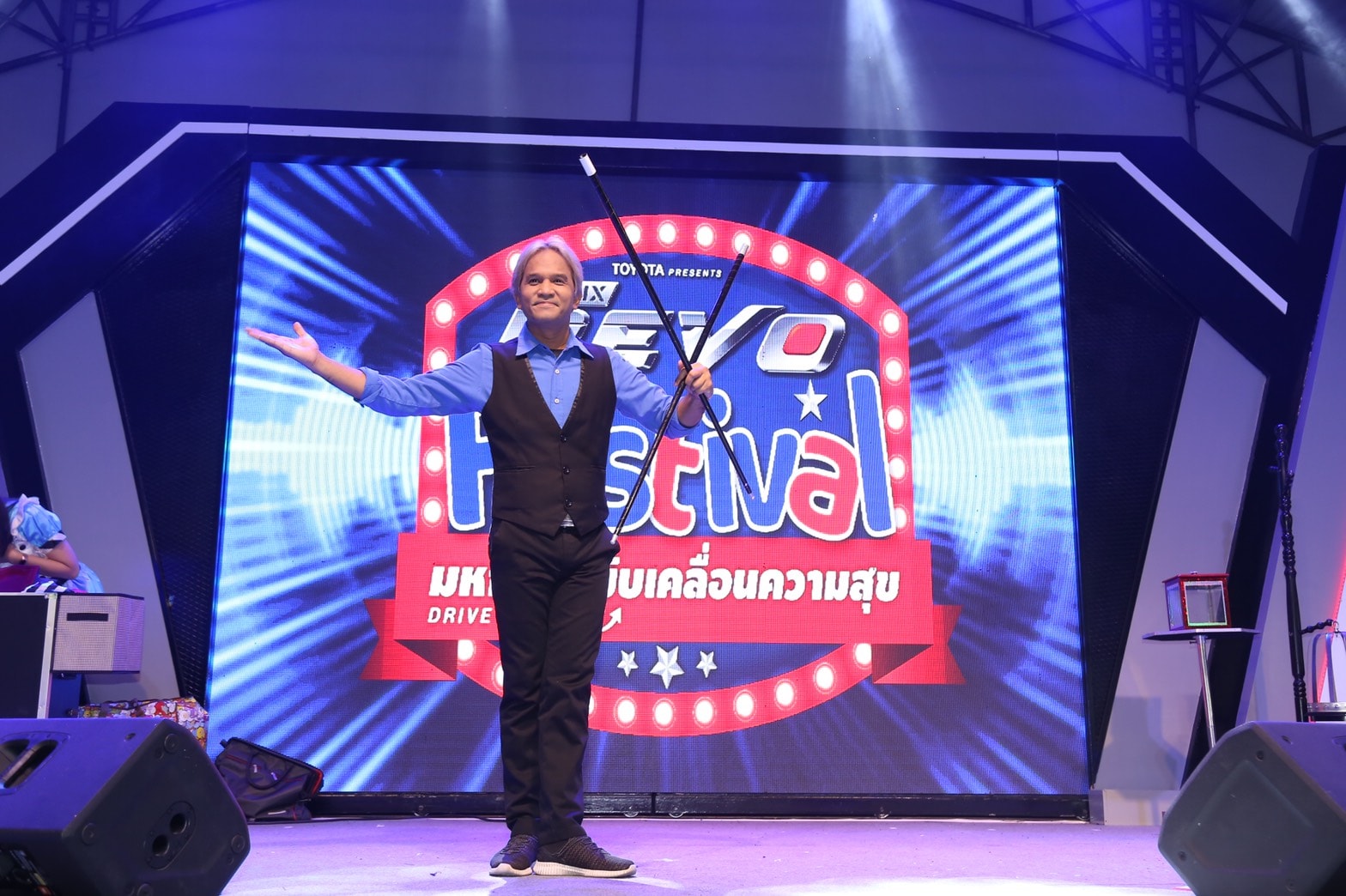 Balloon Man บอลลูนแมน โชว์ลูกโป่งยักษ์ การแสดง โชว์ "งาน HILUX REVO FESTIVAL 2020" 04/12/2563