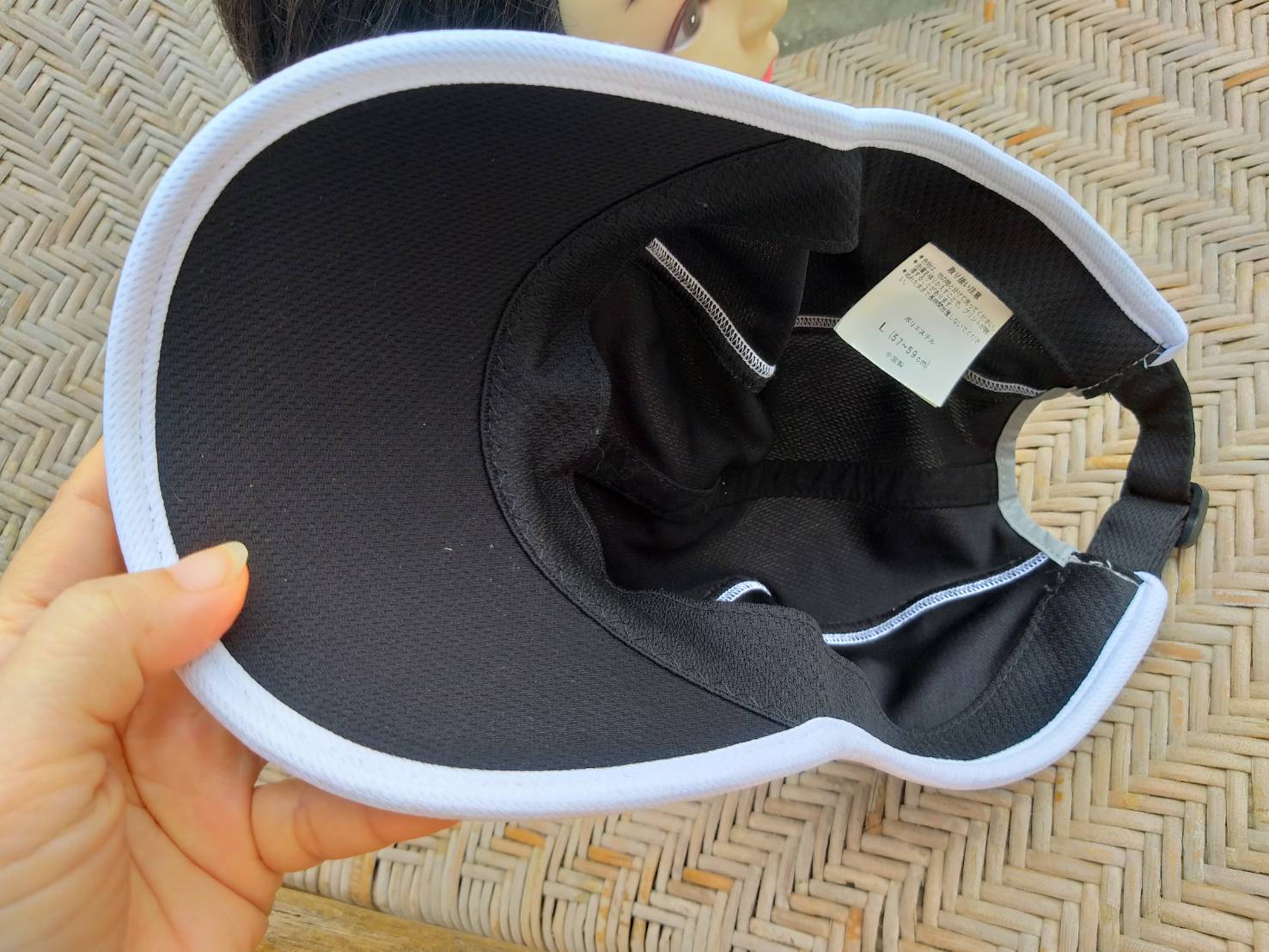 หมวกนักวิ่ง asics ราคาเต็ม 1800 (ของใหม่)