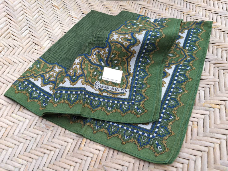 ผ้าเช็ดหน้าชาย GIANNI VALENTINO ITALY