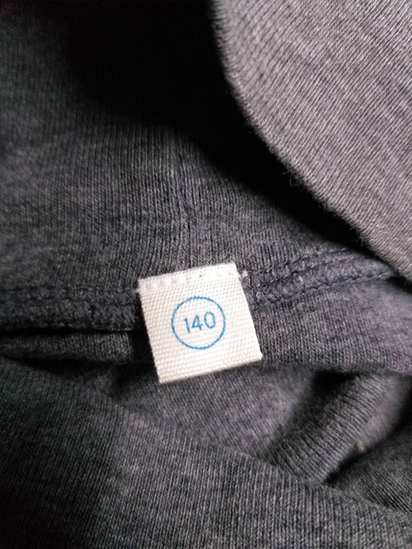 เสื้อแขนยาวคอเต่า Uniqlo เด็กสูง 135-145