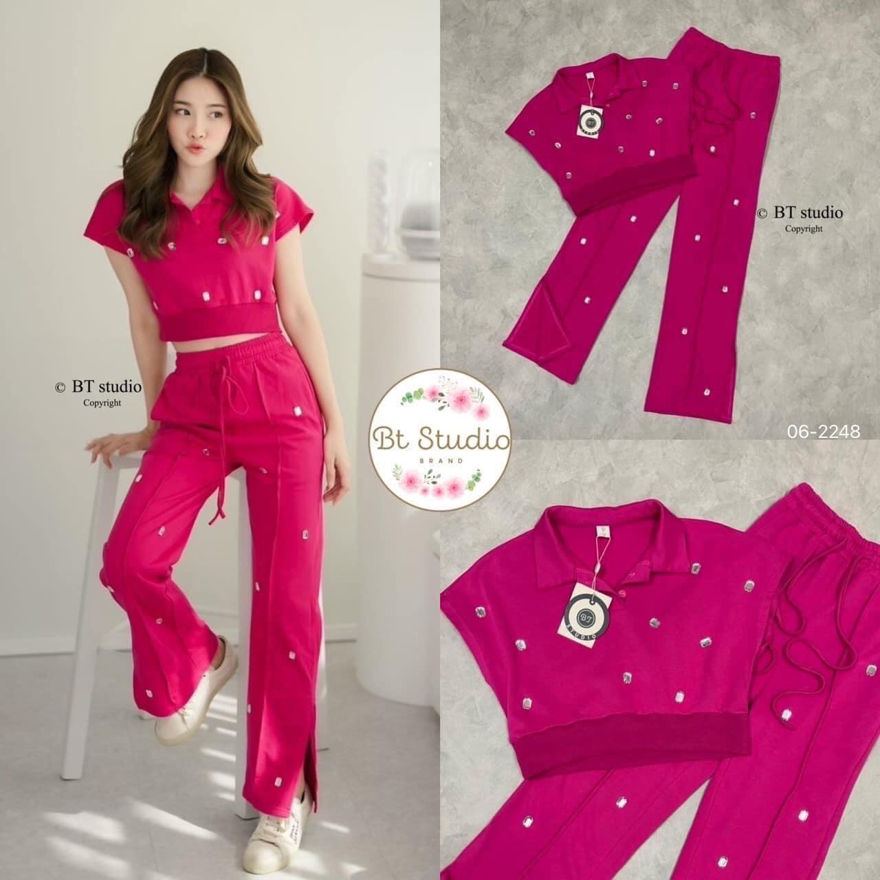 เซท 2 ชิ้น เสื้อแขนกุดแต่งปก ปลายเอวจั้ม มาพร้อมกางเกงขายาวเอว สม็อคปลายขาผ่าข้าง งานสวยม๊าก เย็บ ติดเพชร ทั้งชุดดด : สินค้าคุณภาพ (พร้อมส่ง)