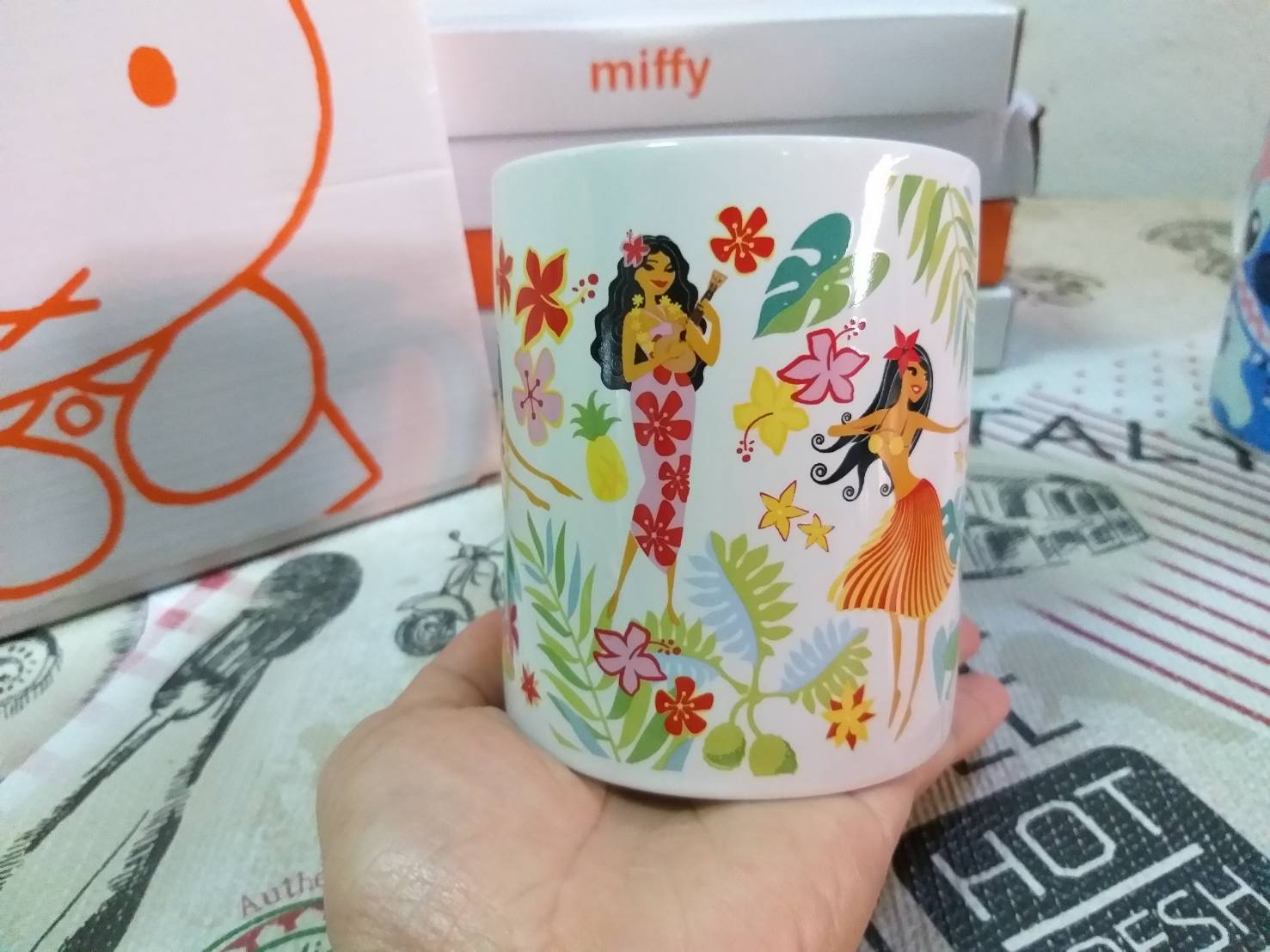 แก้วกาแฟ Island Hula Honeys ของแท้จาก Hawaii