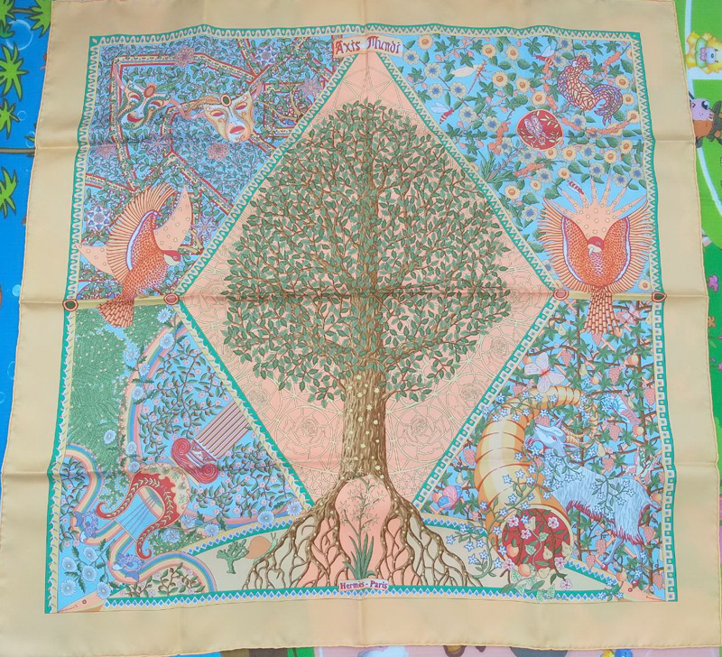 ผ้าพันคอ Hermès AXIS MUNDI Scarf ของแท้