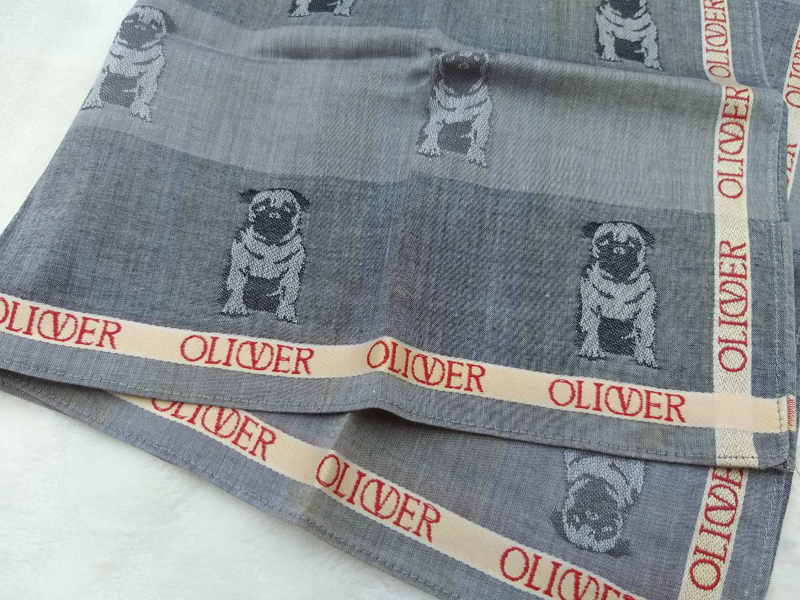 ผ้าเช็ดหน้าแบรนด์ OLIVER ลายหมาบูลด็อก น่ารักมากกก