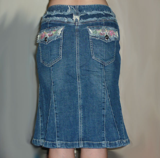 กระโปรงยีนส์ทรงหางปลา สวยมาก 29-35-21