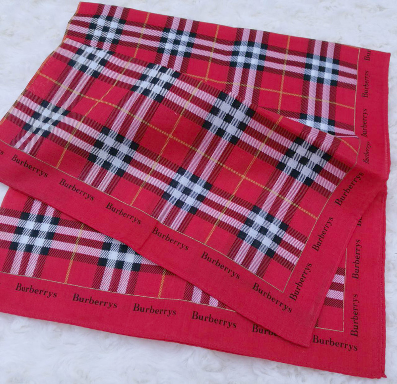 ผ้าเช็ดหน้าแบรนด์เนม BURBERRY สุดแจ่ม