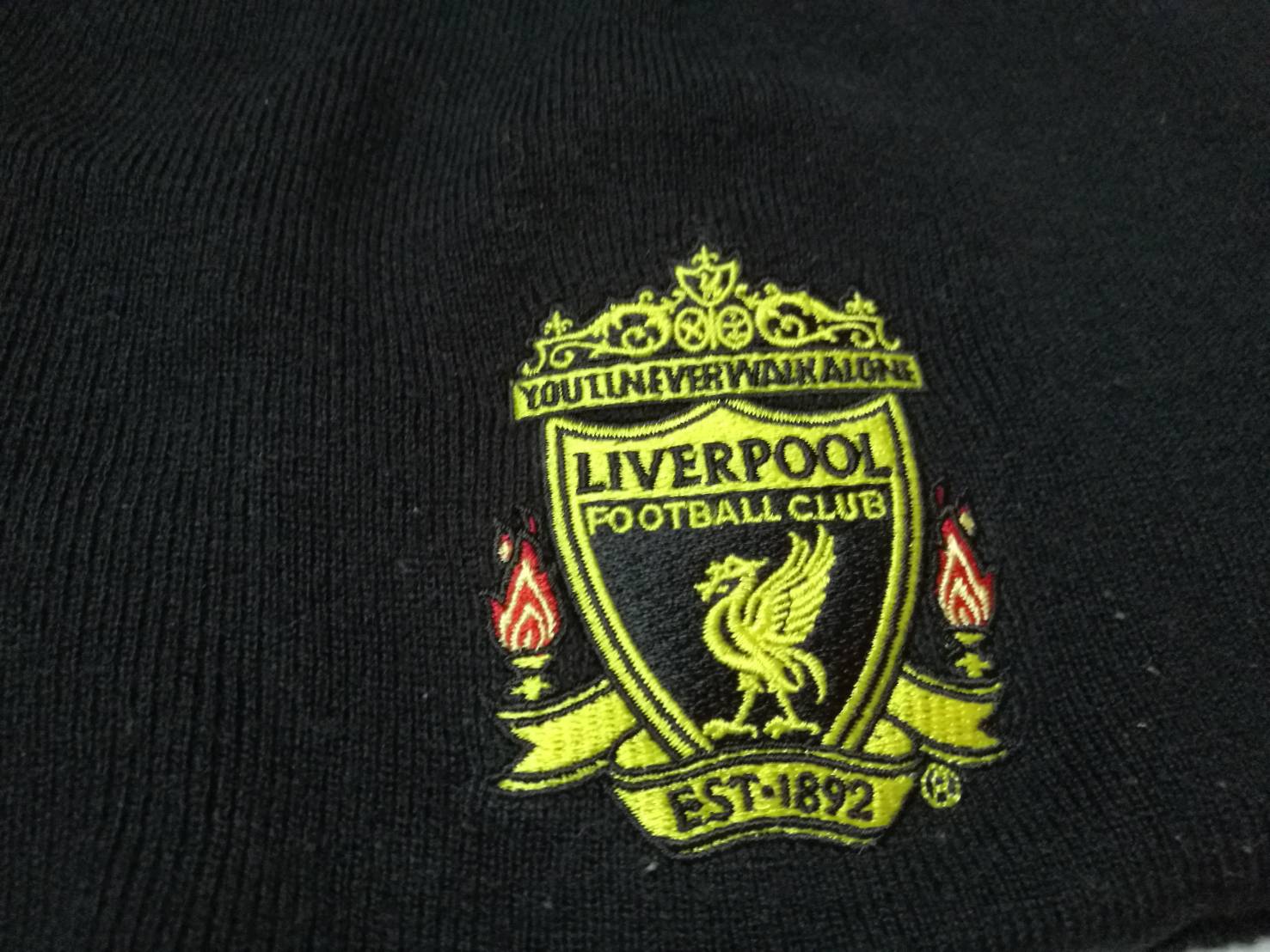 หมวกไหมพรม adidas LIVERPOOL หายากมากก