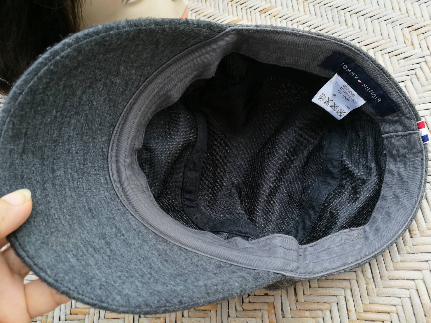 หมวกแก๊ปทรงนิวส์บอย TOMMY