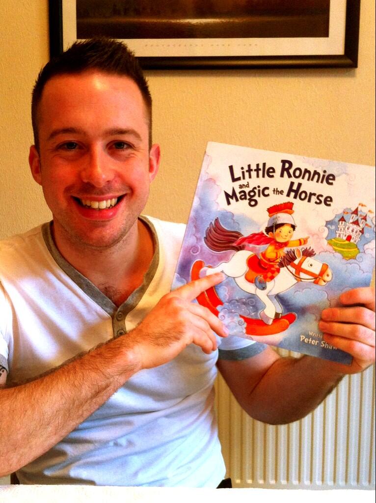 Little Ronnie and Magic the Horse รอนนี่น้อยและม้าวิเศษ หนังสือภาพปกอ่อน นิทานภาพ หนังสือเด็ก