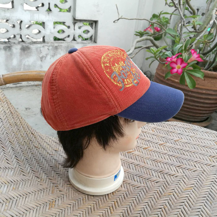 หมวกแก๊ปผ้าลูกฟูก สวยเท่ใบนี้