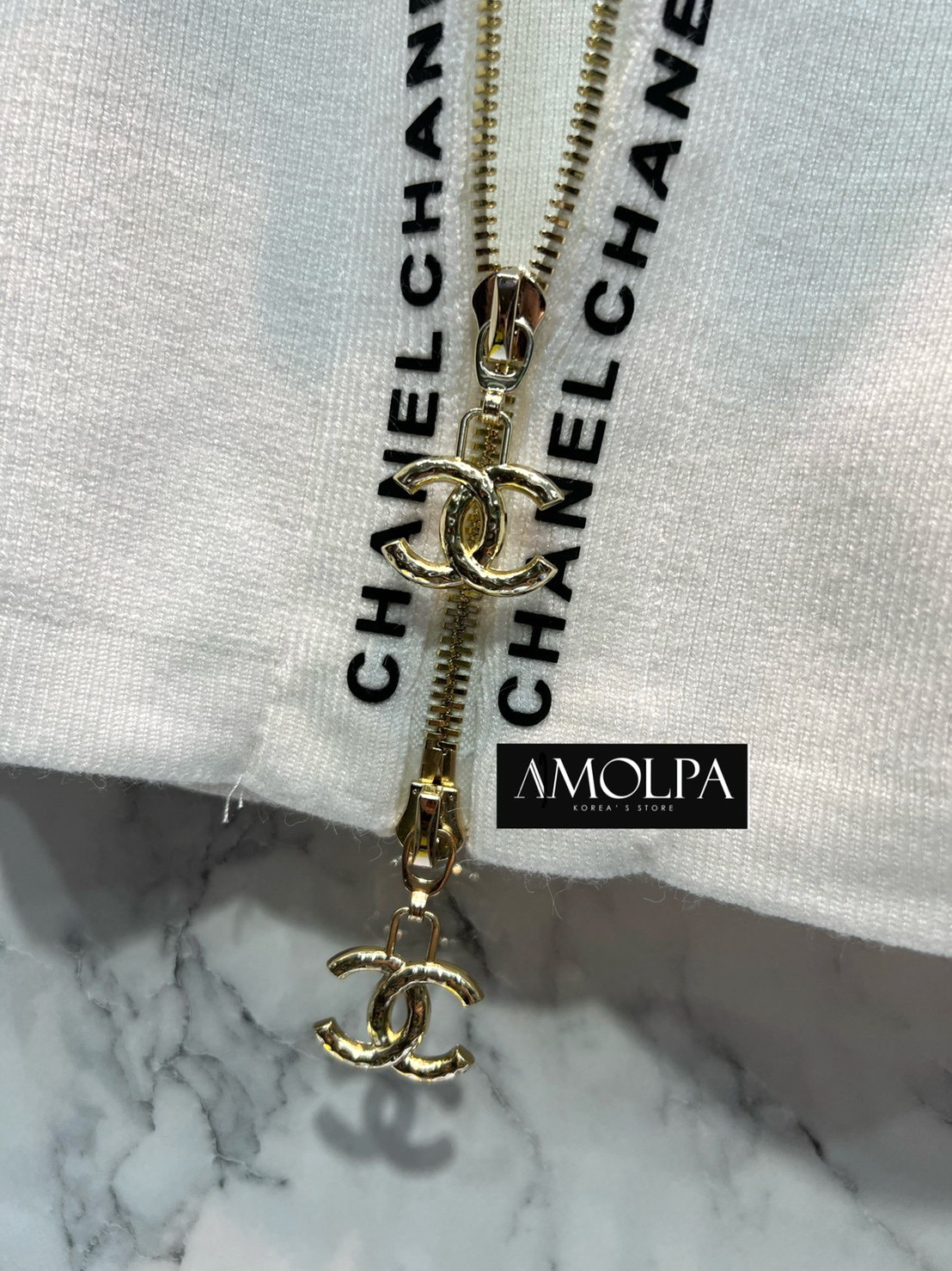 JACKET CHANEL KNIT งานhiend งานสวยสุดปัง ชนช๊อป สวยจี๊ด เนื้อผ้าดีม๊าก ผ้าใส่สบายมากกกก ห้ามพลาด ใส่สบายสุดๆ ใส่สบาย : สินค้าคุณภาพ (พร้อมส่ง)