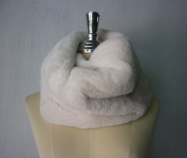 ผ้าพันคอโดนัท นุ่มมากกก อุ่นสุดๆ /ของใหม่/