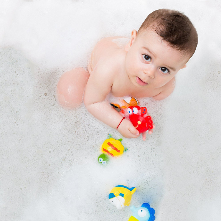 ของเล่นลอยน้ำ ชุดตุ๊กตาพ่นน้ำ บีบมือ ผองเพื่อนสัตว์ 5 ตัว FunnyZoo ของเล่นอาบน้ำสนุก