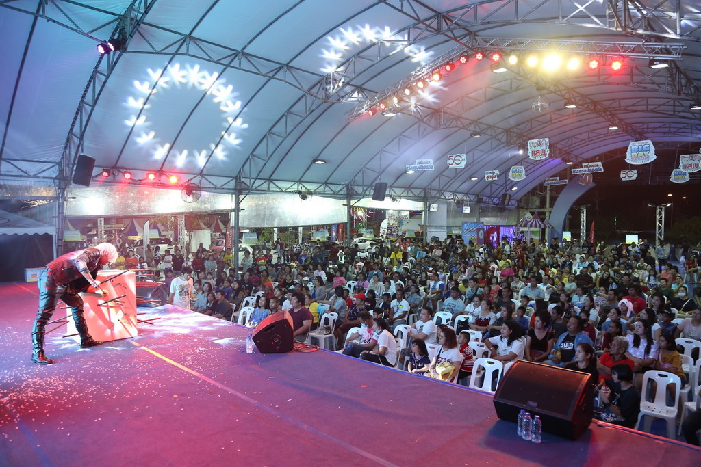 มายากล นักมายากล การแสดง โชว์ Magic Show "งาน TOYOTA BIG DAY" 03/02/2562