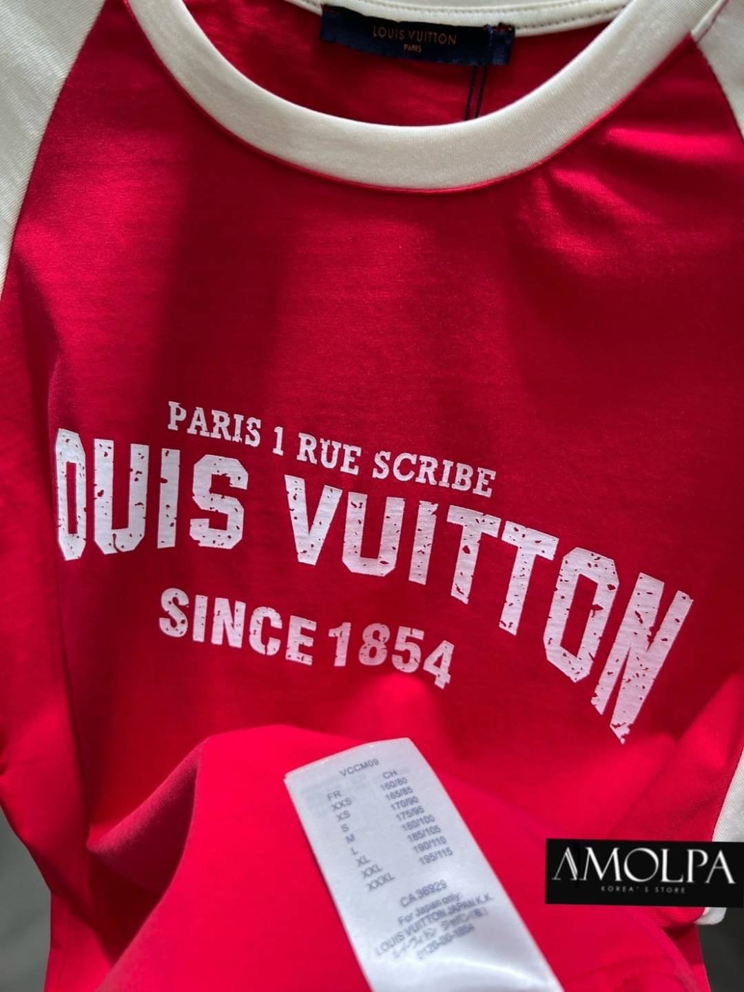 เสื้อยืด LV สวยเด่น ลายใหม่ชนช๊อปป สวยม๊าก เนื้อผ้าดี มากๆค่ะผ้าเย็นๆ ใส่สบาย : สินค้าคุณภาพ (พร้อมส่ง)