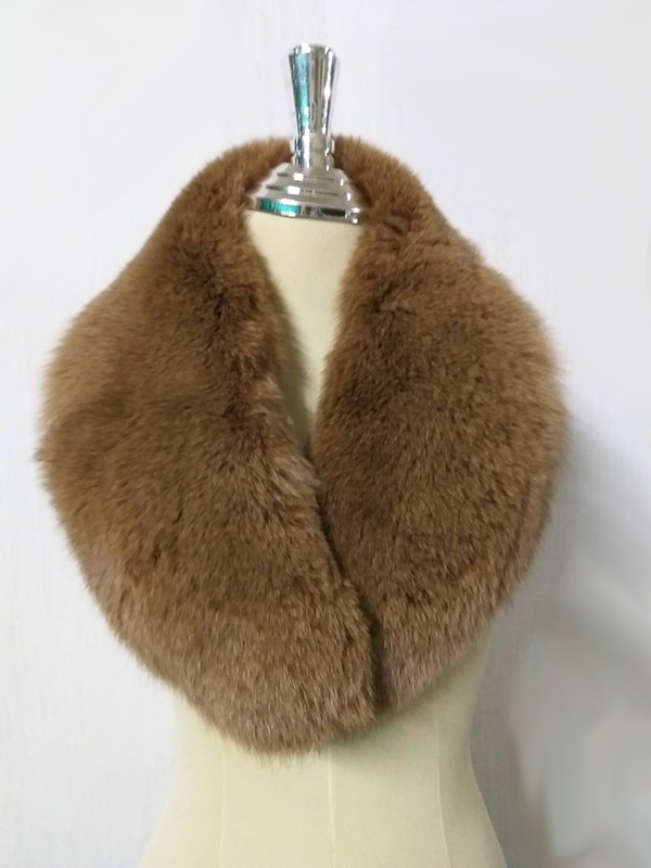 ผ้าพันคอ FUR FOX SallyRose (ของใหม่)