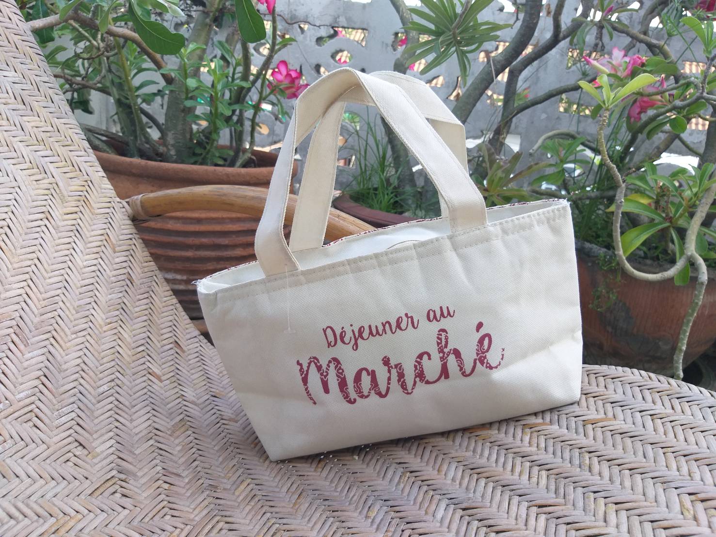 กระเป๋าเก็บร้อนเย็น ปากกระเป๋ารูดซิบ (ของใหม่)