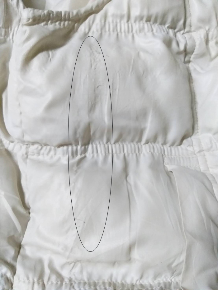 เสื้อกั๊กนวม สีขาว อก38