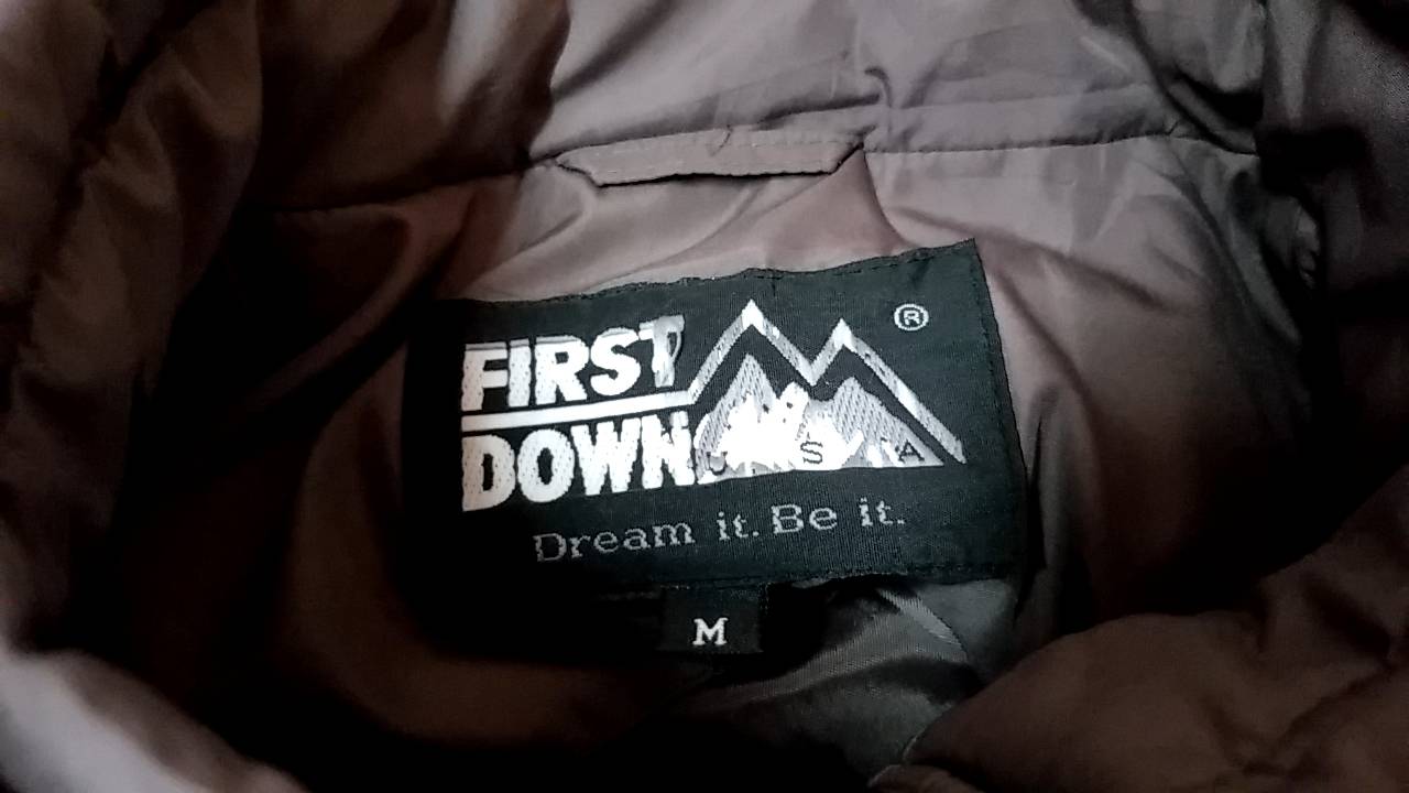 เสื้อแจ็คเก็ตนวม FIRSTDOWN SzM