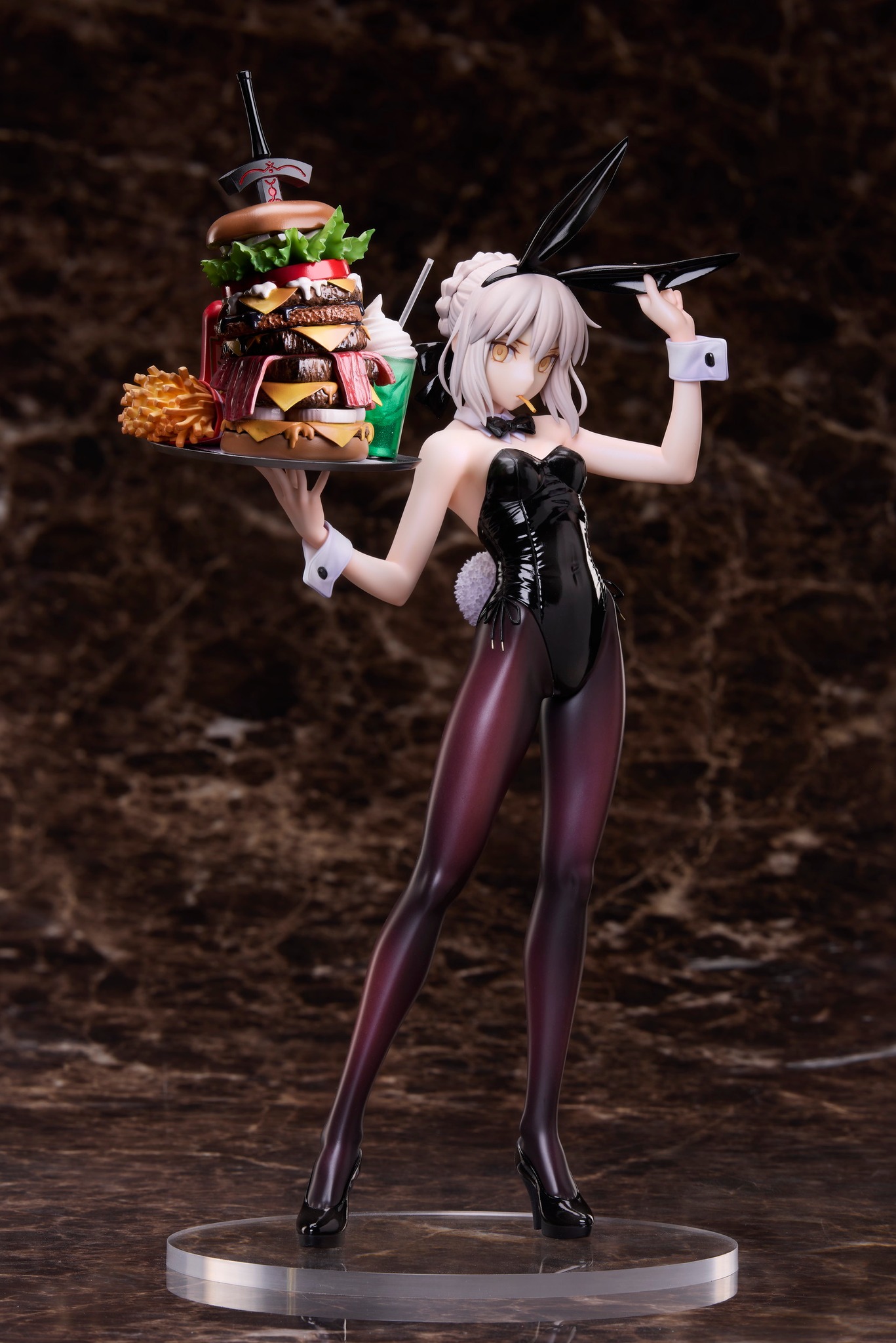 [เปิดจอง] Fate/Grand Order Saber/Altria Pendragon(Alter) Bunny Ver.