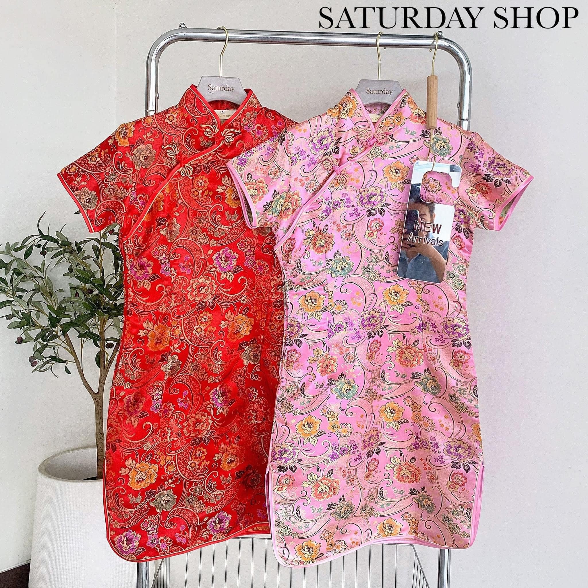 เดรสกี่เพ้า ต้อนรับตรุษจีนนี้ค่า ผ้าไหมเนื้อดีงานผ้าปักลายดอกโบตั๋น ใส่สบาย สินค้าคุณภาพ (พร้อมส่ง)