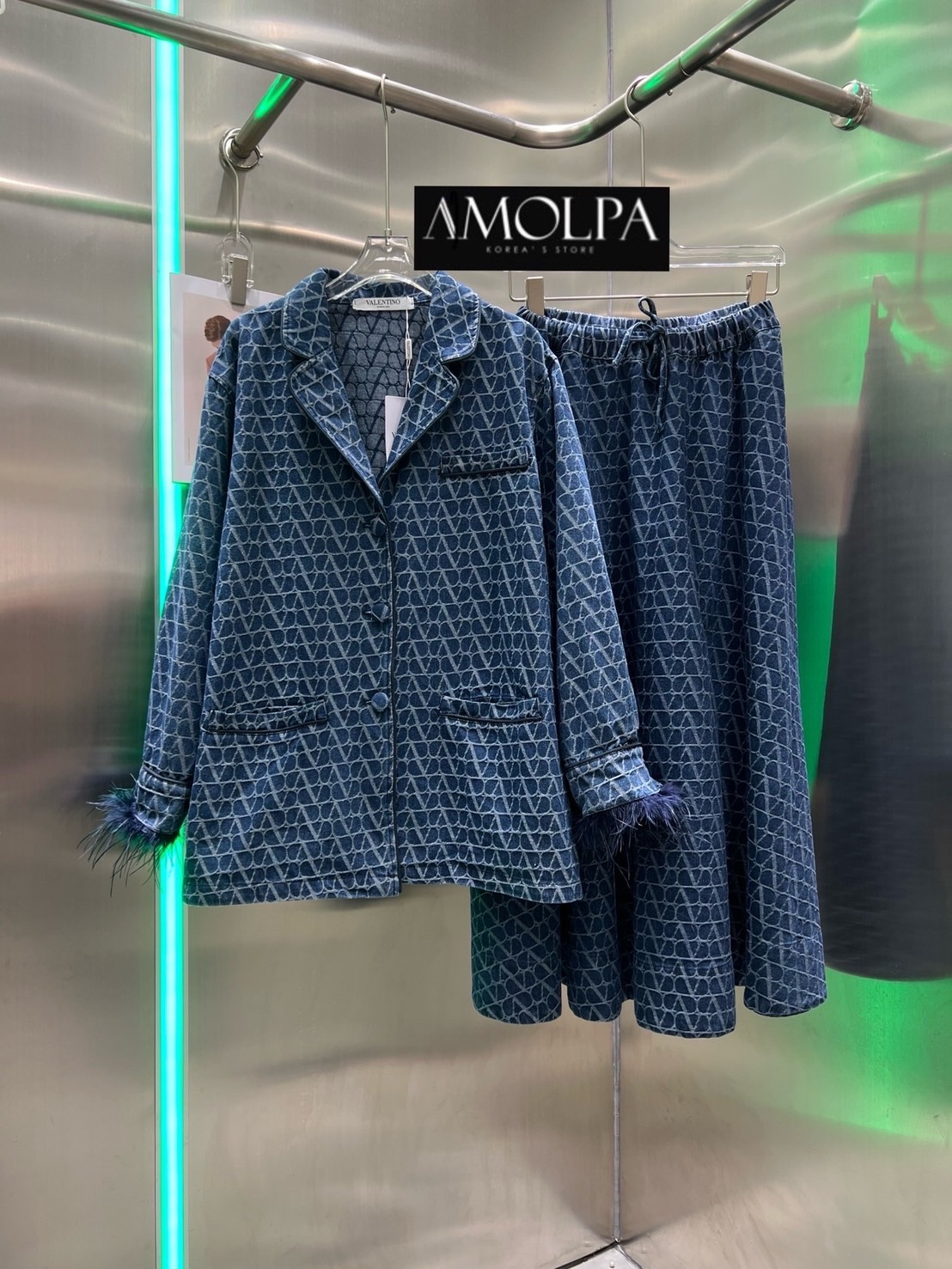 BLAZER VALENTINO DENIM ชนช๊อปปป สวยม๊ากกก ผ้ายีนส์แท้ 100เปอ อย่างดี : สินค้าคุณภาพ (พร้อมส่ง)