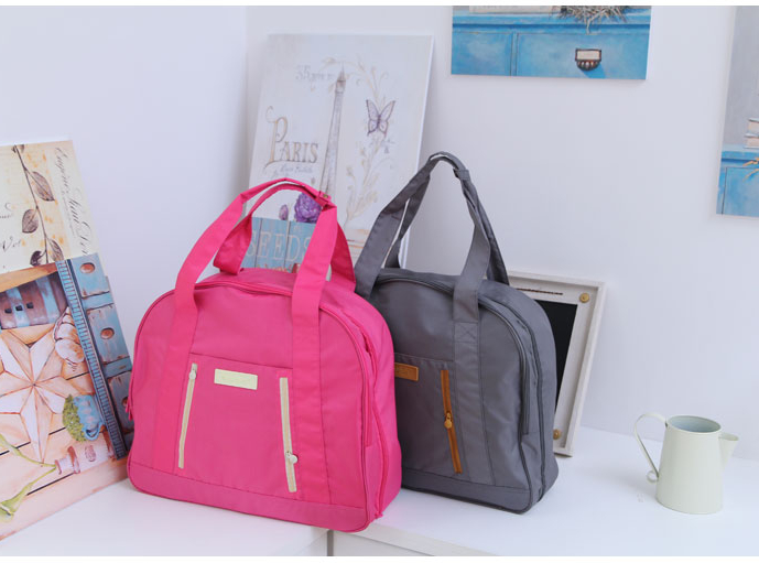 กระเป๋าสะพายขนาดใหญ่พิเศษ อเนกประสงค์ ภายในใส่ของได้จำนวนมาก ทำจากไนล่อนกันน้ำ ทนทาน