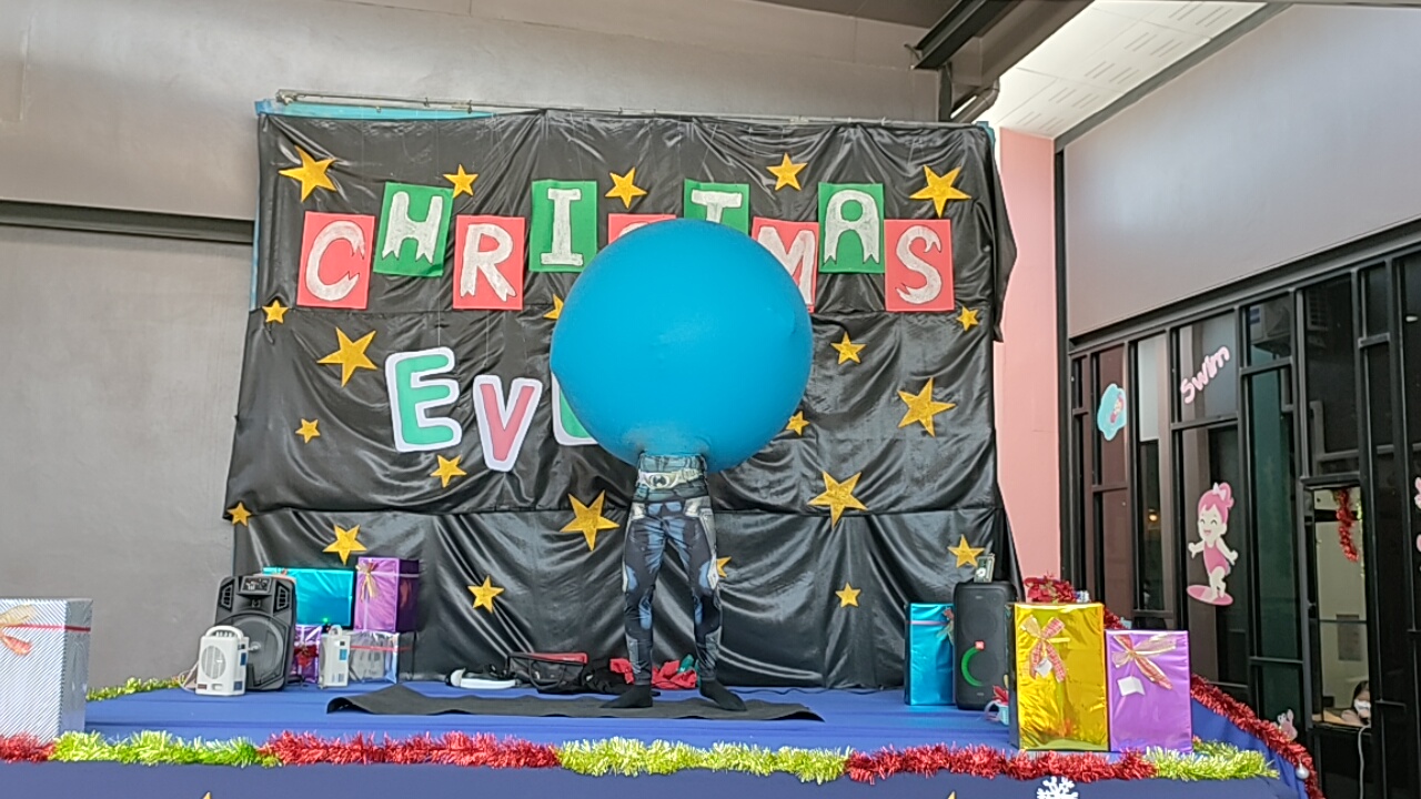 Balloon Man บอลลูนแมน โชว์ลูกโป่งยักษ์ การแสดง โชว์ 26/12/2564