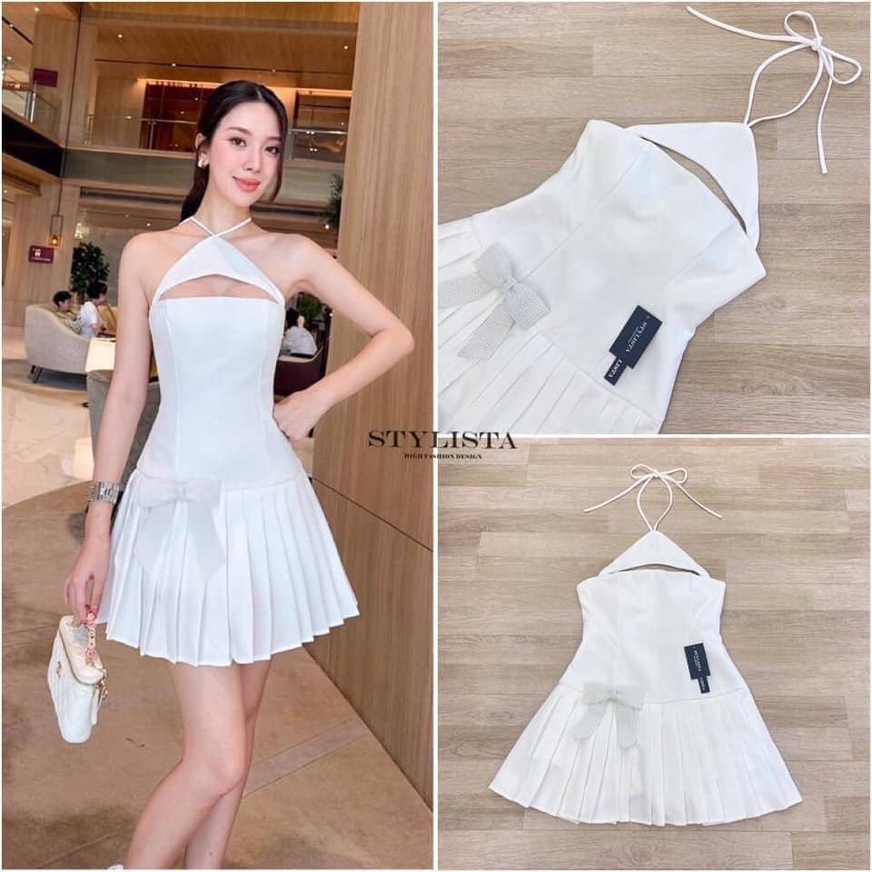 เดรสคล้องคอ แต่งโบว์เกร๋ๆทรงพอดีตัว กระโปรงจีบๆ ใส่สวยเซ็กซี่เบาๆ ใส่สบาย : สินค้าคุณภาพ (พร้อมส่ง)