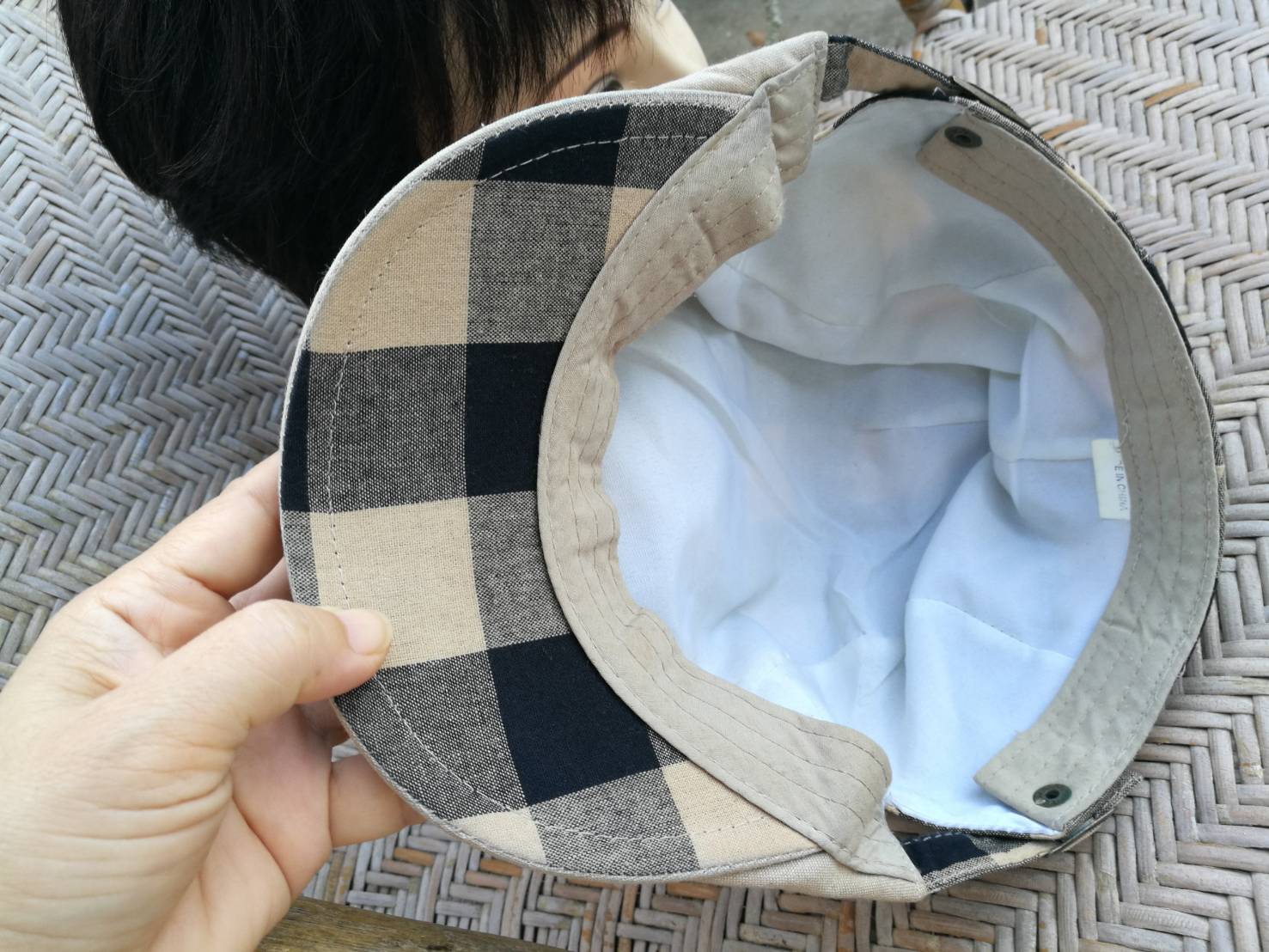 หมวกติงลี่ ผ้าลายตาราง สีสวยมากใบนี้