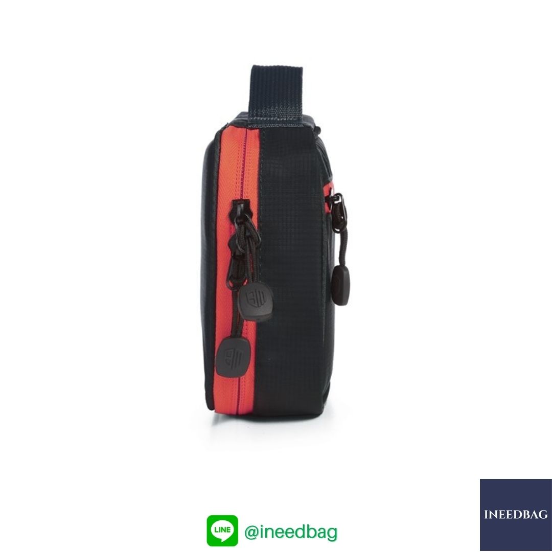 ฺBagsmart กระเป๋าจัดระเบียบอิเล็กทรอนิกส์ กระเป๋าใส่สายชาร์จ กระเป๋าใส่ฮาร์ดดิสก์ กระเป๋าใส่อุปกรณ์ไอที มีสองชั้น ช่องเยอะพิเศษ มีหูหิ้วพกพาสะดวก (ดำ-แดง)