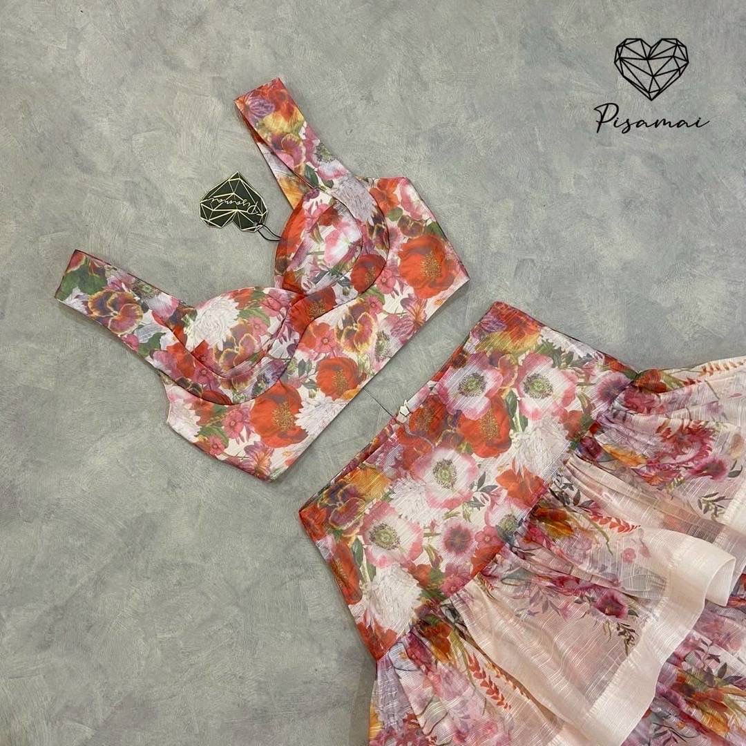 เซ็ตเสื้อคอปลายดอกหลากสี มาคู่กับกระโปรงชั้นพอง เลเยอร์อลังการ ใส่สบาย : สินค้าคุณภาพ (พร้อมส่ง)