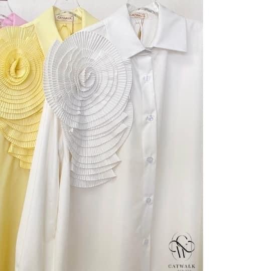 เดรสเชิ้ตแต่งดอกไม้อัดพลีท เนื้อผ้าเกรดเอ สินค้าคุณภาพ (พร้อมส่ง)