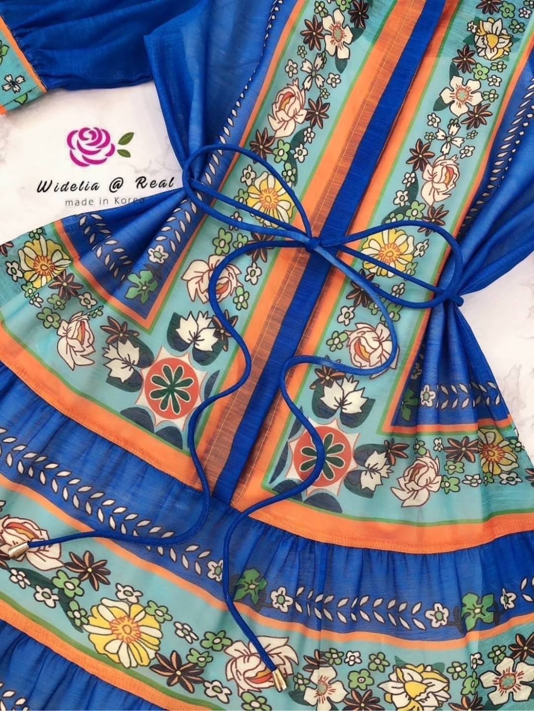 Dress :: เดรสตัวยาวสวยทรงดี คอปีนเก๋ ด้านหน้ากระดุมเรียงเม็ดเป็นแนวสวย เอวมาพร้อมเข็มขัดคาดเอวเพิ่มความกระชับ สินค้าคุณภาพ (พร้อมส่ง)