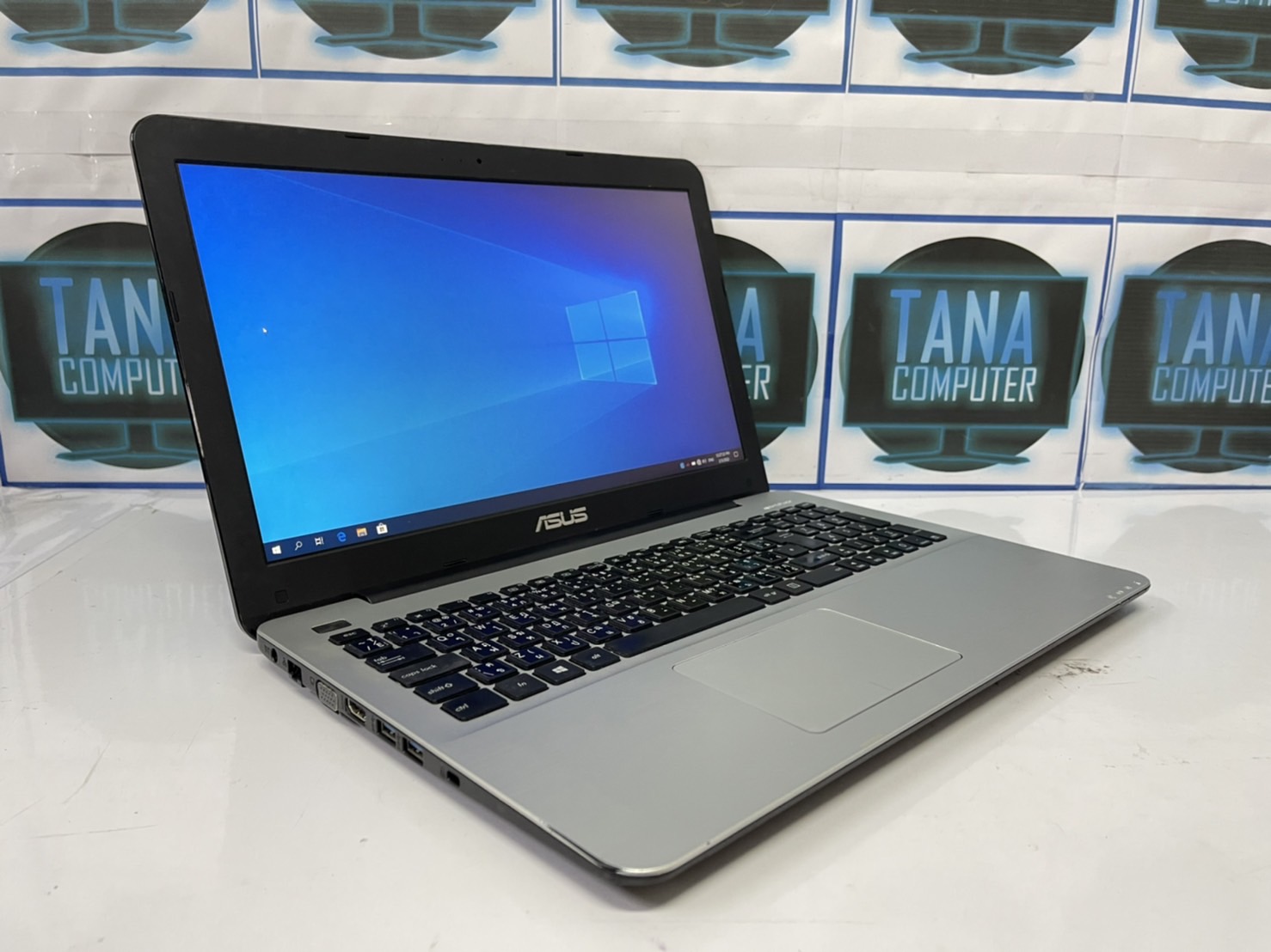 (7,900)Notebook Asus I3-4030U Ram4GB HDD500GB VGA2GB