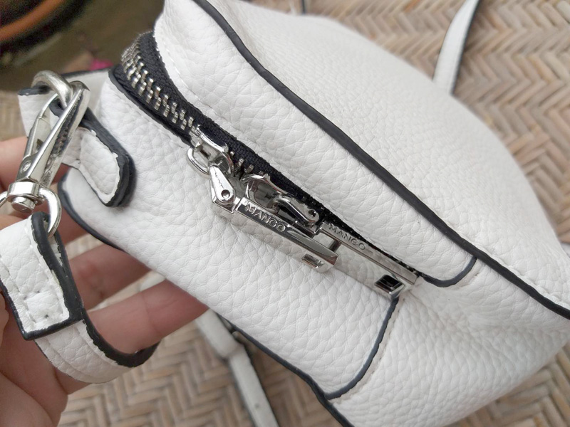 กระเป๋าสะพาย MANGO ของแท้ (ของใหม่)