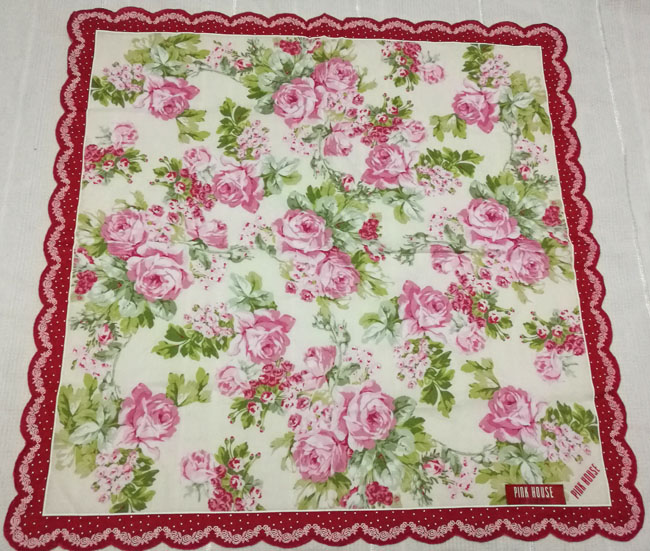 ผ้าเช็ดหน้า PINK HOUSE ดอกกุหลาบ สวยค่ะ